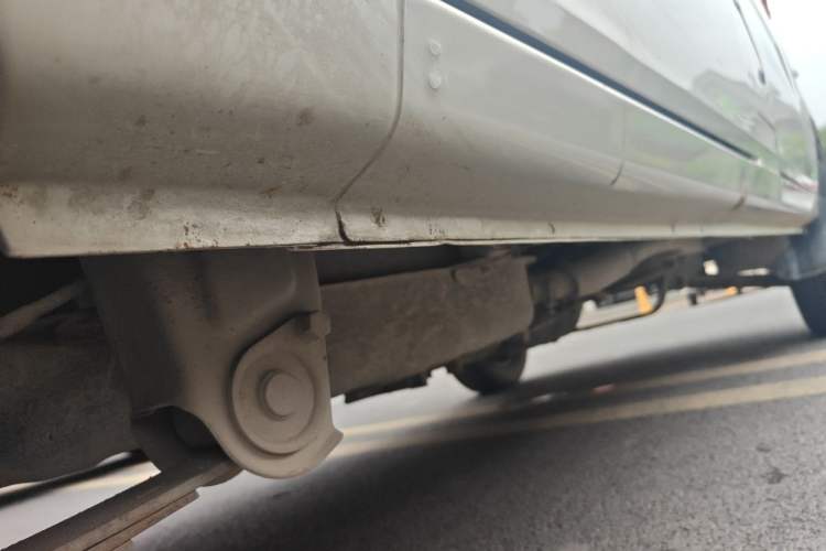 Used Wuling Zhiguang 2013 1.0L Practical Version Chassis Rear Right