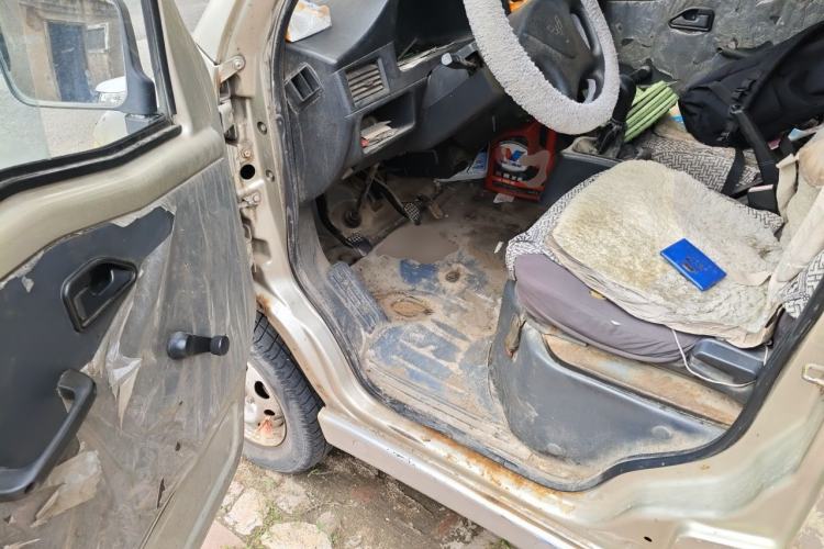 Used Wuling Zhiguang 2013 1.0L Practical Version Driver Seat