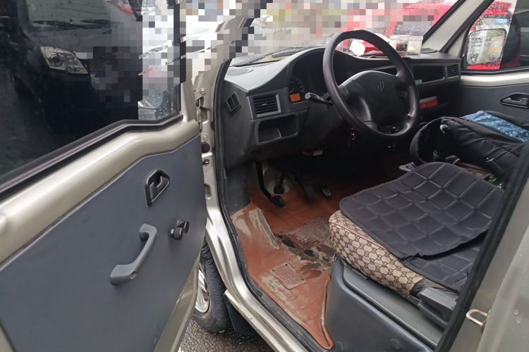 Used Wuling Zhiguang 2013 1.0L Practical Version Driver Seat