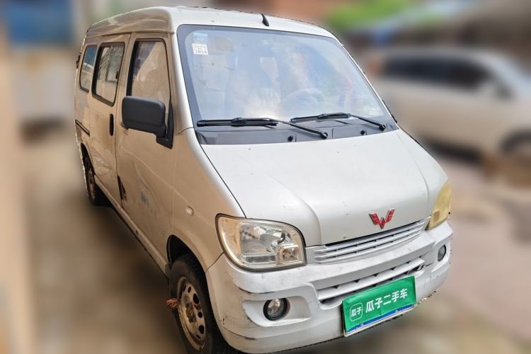Used Wuling Zhiguang 2013 1.0L Practical Version Front Right 45 Deg