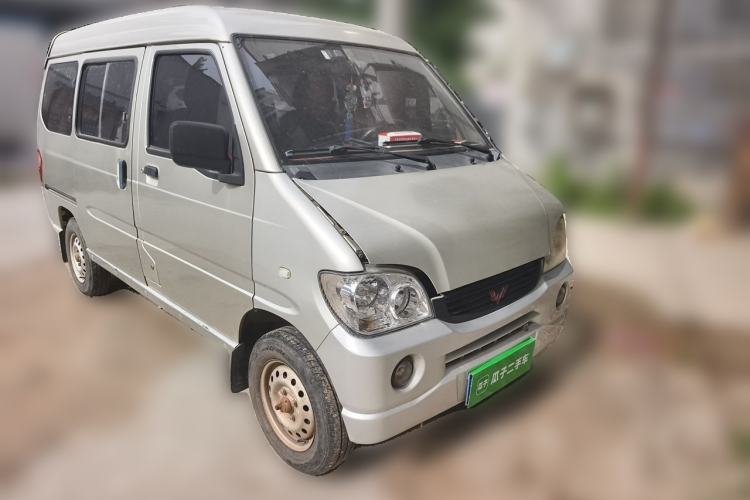 Used Wuling Zhiguang 2013 1.0L Practical Version Front Right 45 Deg