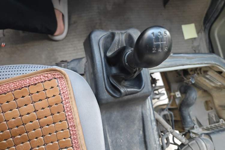 Used Wuling Zhiguang 2013 1.0L Practical Version Gear Lever