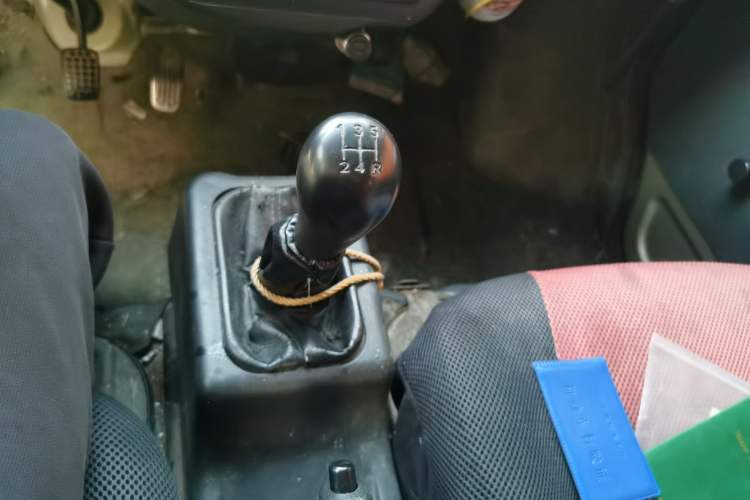Used Wuling Zhiguang 2013 1.0L Practical Version Gear Lever