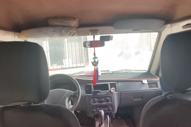 Used Wuling Zhiguang 2013 1.0L Practical Version Headliner
