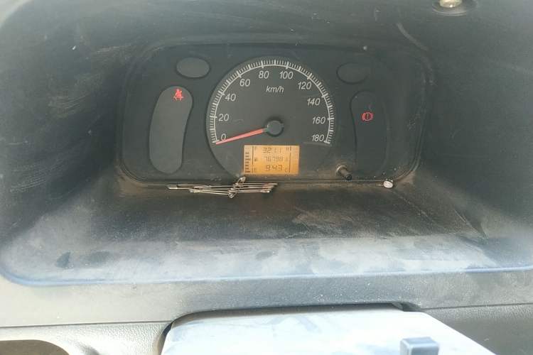Used Wuling Zhiguang 2013 1.0L Practical Version Instrument Cluster