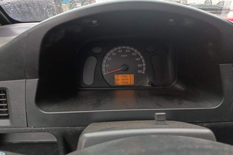 Used Wuling Zhiguang 2013 1.0L Practical Version Instrument Cluster