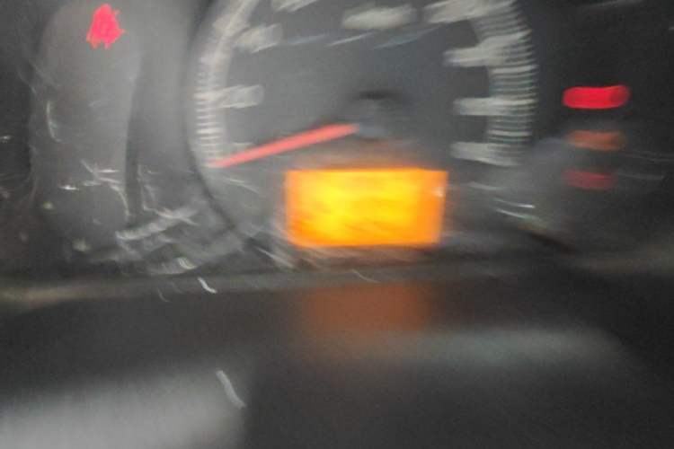 Used Wuling Zhiguang 2013 1.0L Practical Version Odometer Close Up