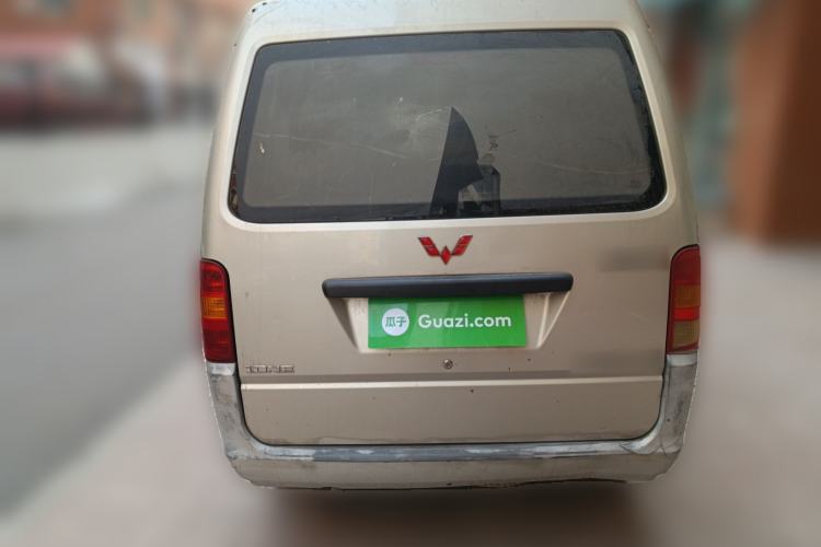 Used Wuling Zhiguang 2013 1.0L Practical Version Rear