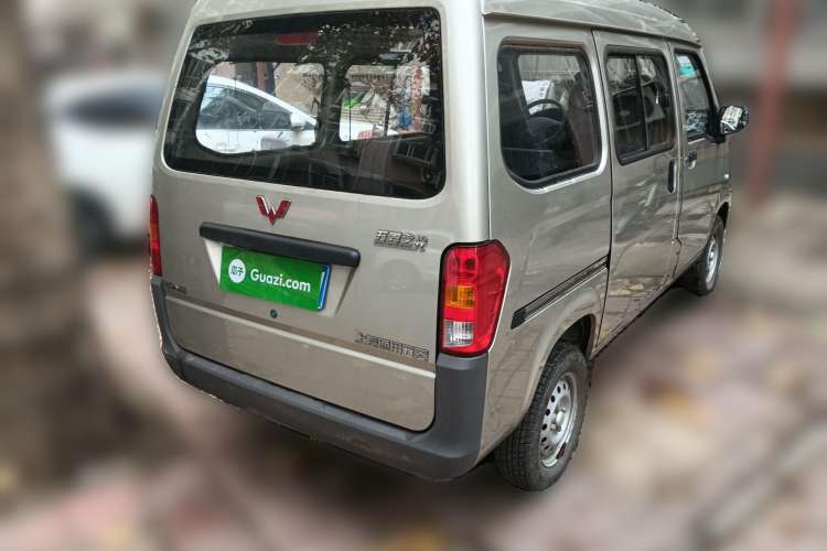 Used Wuling Zhiguang 2013 1.0L Practical Version Rear Right 45 Deg