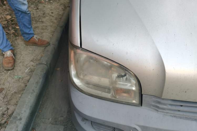 Used Wuling Zhiguang 2013 1.0L Practical Version Right Front Headlight