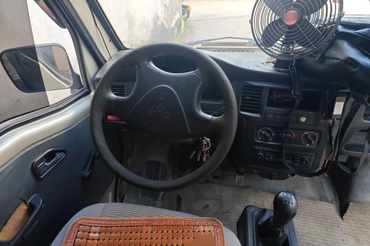 Used Wuling Zhiguang 2013 1.0L Practical Version Steering Wheel