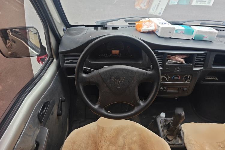 Used Wuling Zhiguang 2013 1.0L Practical Version Steering Wheel