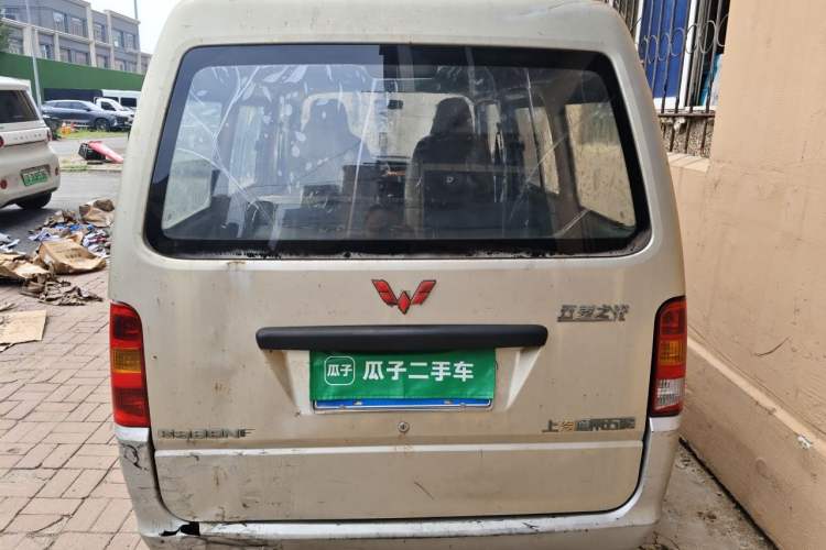 Used Wuling Zhiguang 2013 1.0L Practical Version Trunk