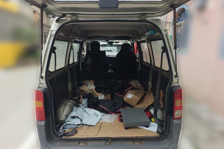 Used Wuling Zhiguang 2013 1.0L Practical Version Trunk