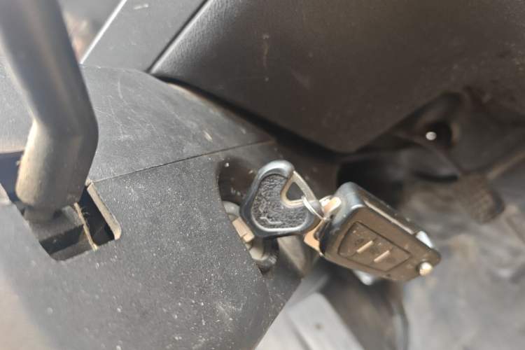 Used Wuling Zhiguang 2013 1.0L Practical Version Vehicle Key