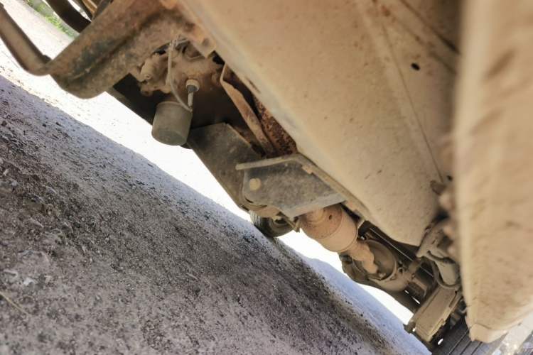 Used Wuling Zhiguang 2013 1.0L Practical Version Chassis Front Left