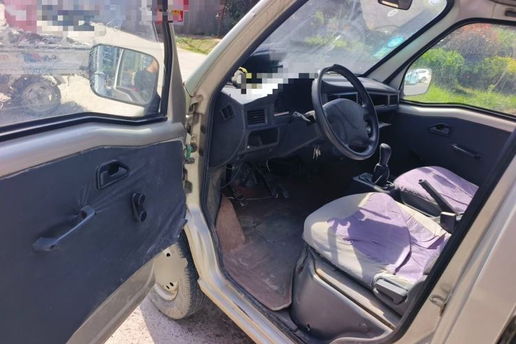 Used Wuling Zhiguang 2013 1.0L Practical Version Driver Seat