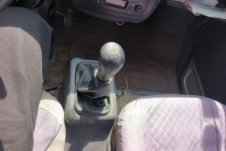 Used Wuling Zhiguang 2013 1.0L Practical Version Gear Lever