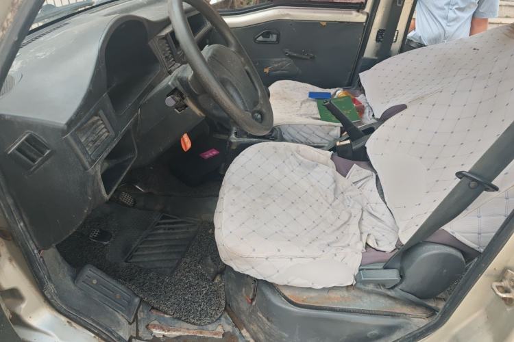 Used Wuling Zhiguang 2013 1.0L Practical Version Left Front Seat