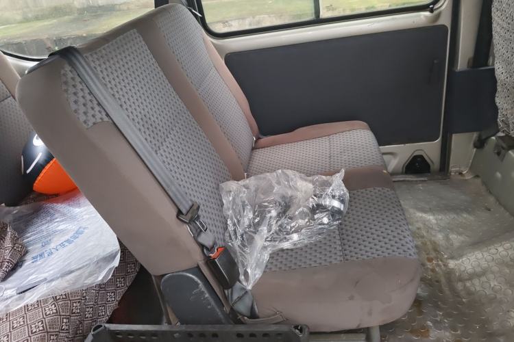 Used Wuling Zhiguang 2013 1.0L Practical Version Left Rear Seat