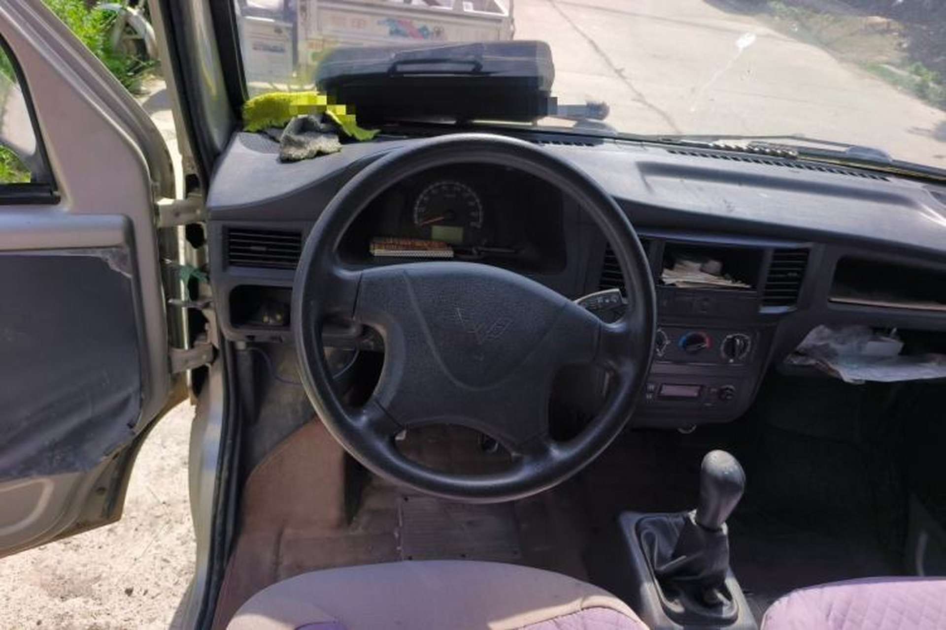 Used Wuling Zhiguang 2013 1.0L Practical Version Steering Wheel