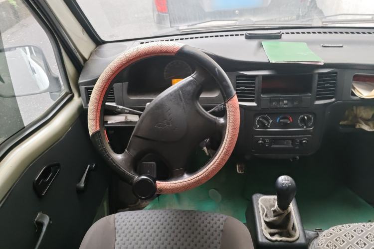 Used Wuling Zhiguang 2013 1.0L Practical Version Steering Wheel