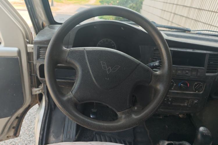 Used Wuling Zhiguang 2013 1.0L Practical Version Steering Wheel