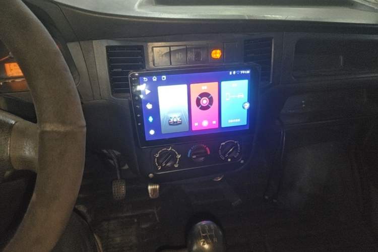 Used Wuling Zhiguang 2013 1.0L Practical Version Audio And AC Panel