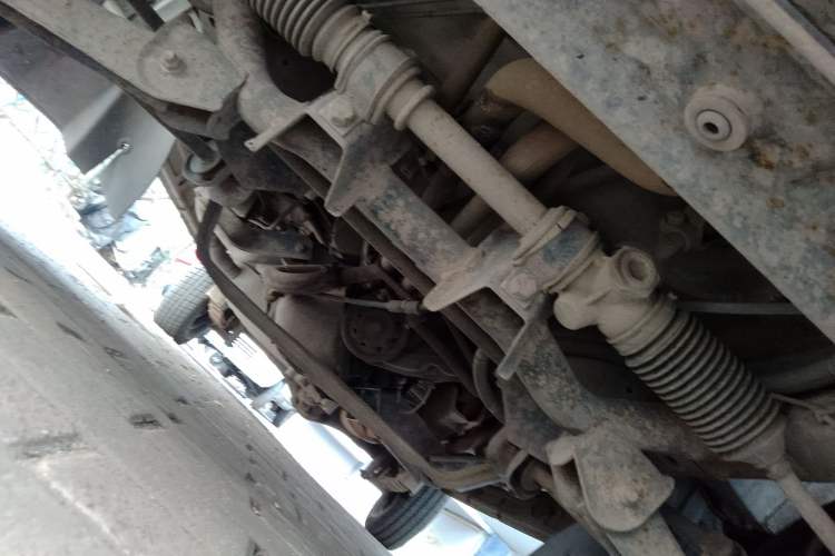 Used Wuling Zhiguang 2013 1.0L Practical Version Chassis Front