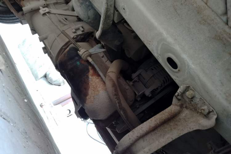 Used Wuling Zhiguang 2013 1.0L Practical Version Chassis Front Right