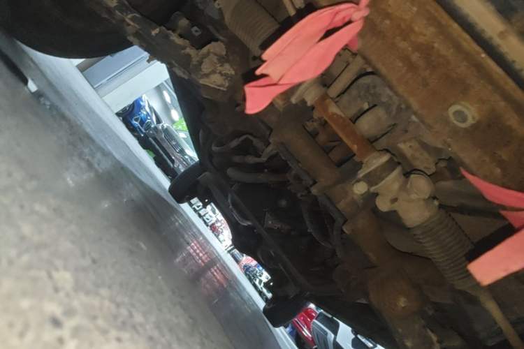 Used Wuling Zhiguang 2013 1.0L Practical Version Chassis Front