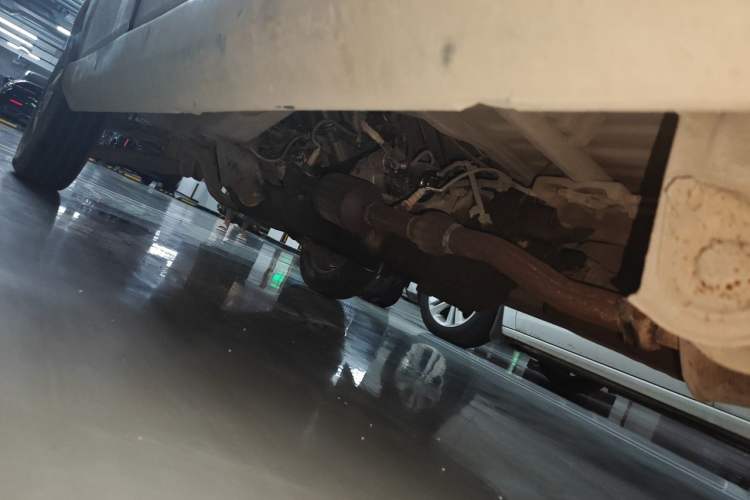 Used Wuling Zhiguang 2013 1.0L Practical Version Chassis Rear Left