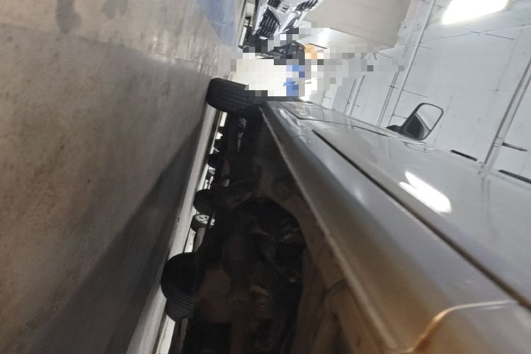 Used Wuling Zhiguang 2013 1.0L Practical Version Chassis Rear Left