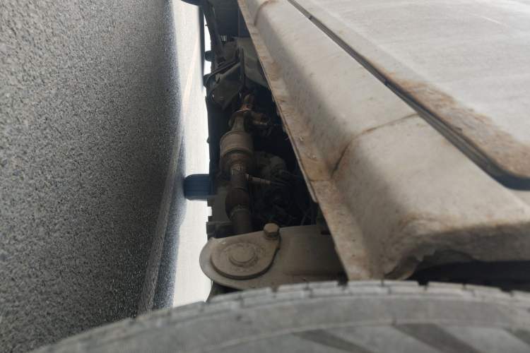 Used Wuling Zhiguang 2013 1.0L Practical Version Chassis Rear Left