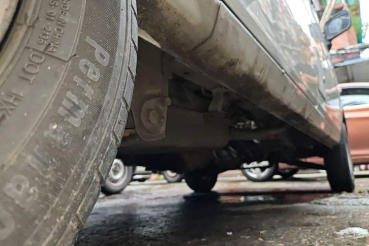 Used Wuling Zhiguang 2013 1.0L Practical Version Chassis Rear Right