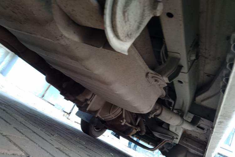 Used Wuling Zhiguang 2013 1.0L Practical Version Chassis Rear Right