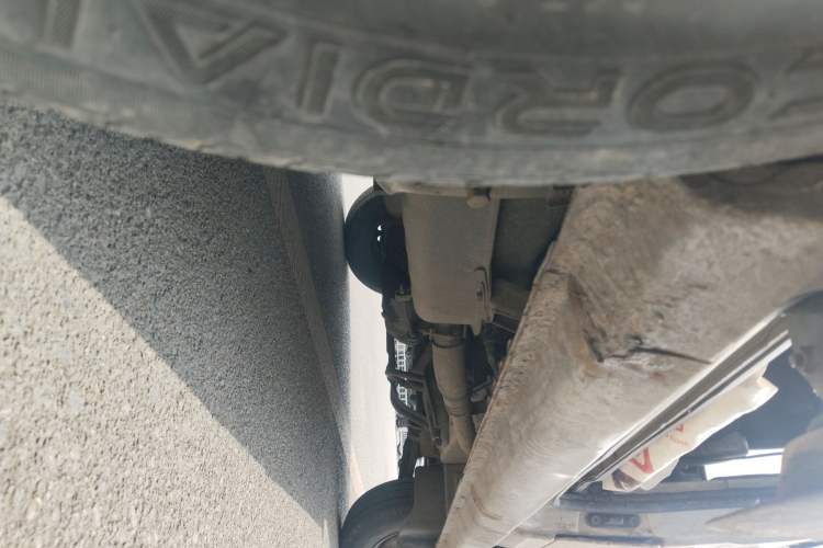 Used Wuling Zhiguang 2013 1.0L Practical Version Chassis Rear Right