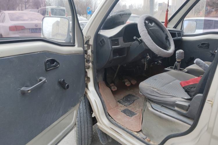 Used Wuling Zhiguang 2013 1.0L Practical Version Driver Seat
