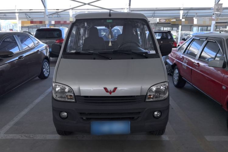 Used Wuling Zhiguang 2013 1.0L Practical Version Front