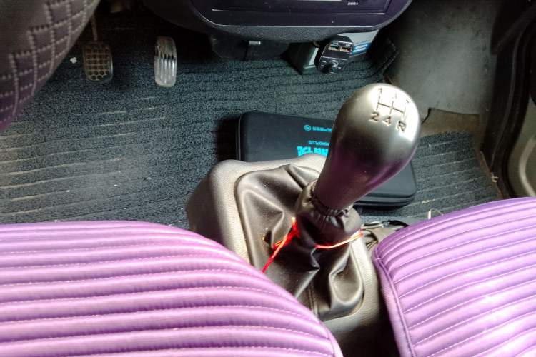 Used Wuling Zhiguang 2013 1.0L Practical Version Gear Lever