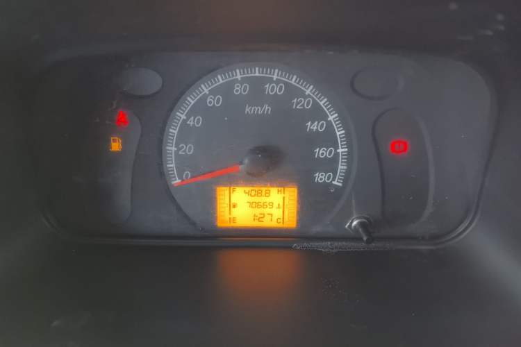 Used Wuling Zhiguang 2013 1.0L Practical Version Instrument Cluster