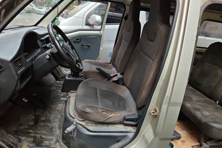 Used Wuling Zhiguang 2013 1.0L Practical Version Left Front Seat