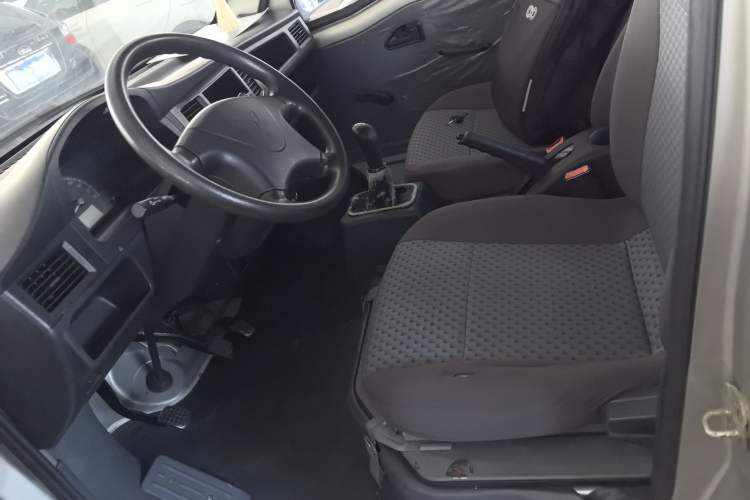 Used Wuling Zhiguang 2013 1.0L Practical Version Left Front Seat