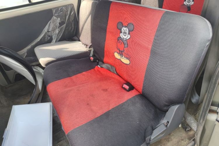 Used Wuling Zhiguang 2013 1.0L Practical Version Left Rear Seat