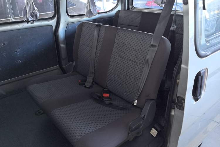 Used Wuling Zhiguang 2013 1.0L Practical Version Left Rear Seat