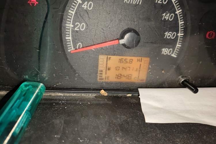 Used Wuling Zhiguang 2013 1.0L Practical Version Odometer Close Up