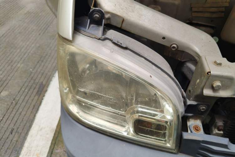 Used Wuling Zhiguang 2013 1.0L Base Version Right Front Headlight