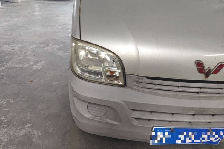 Used Wuling Zhiguang 2013 1.0L Practical Version Right Front Headlight