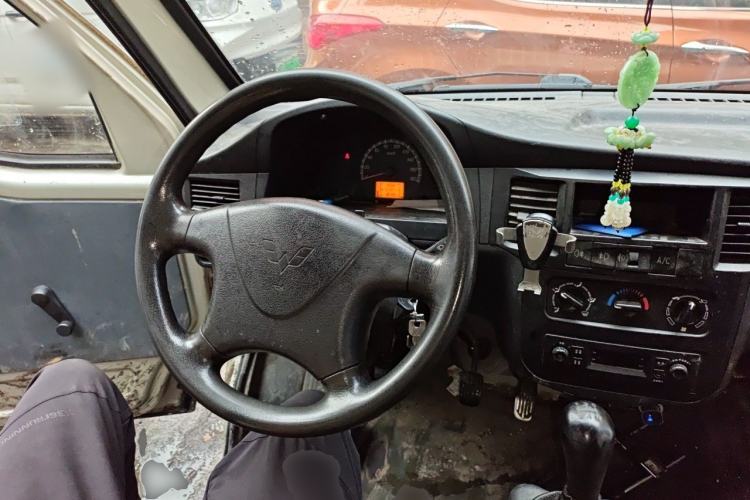 Used Wuling Zhiguang 2013 1.0L Practical Version Steering Wheel