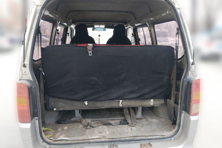 Used Wuling Zhiguang 2013 1.0L Practical Version Trunk